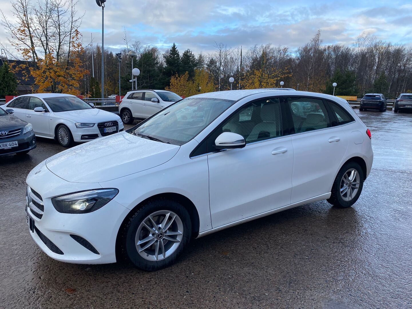 MERCEDES-BENZ B 2019