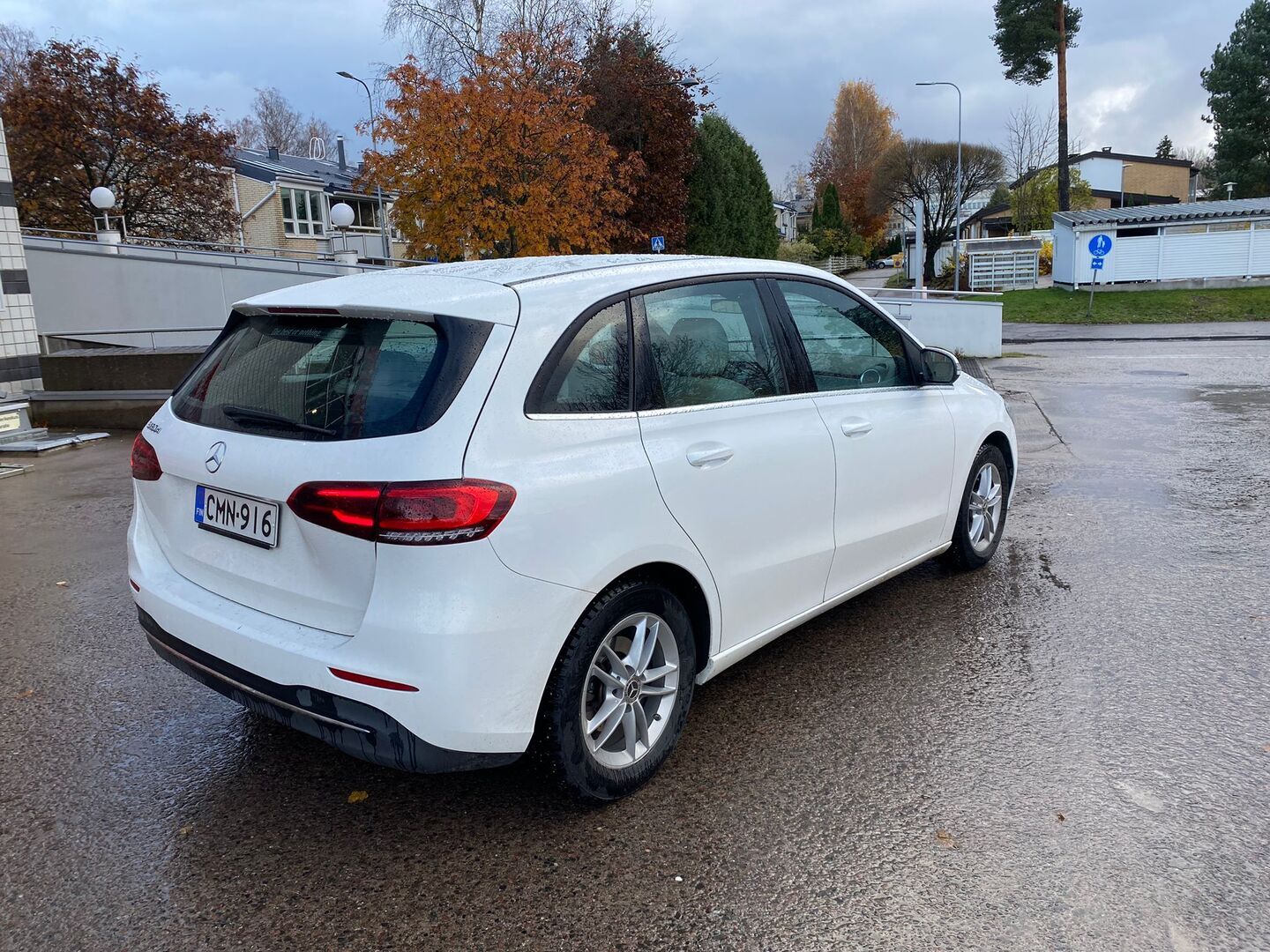 MERCEDES-BENZ B 2019