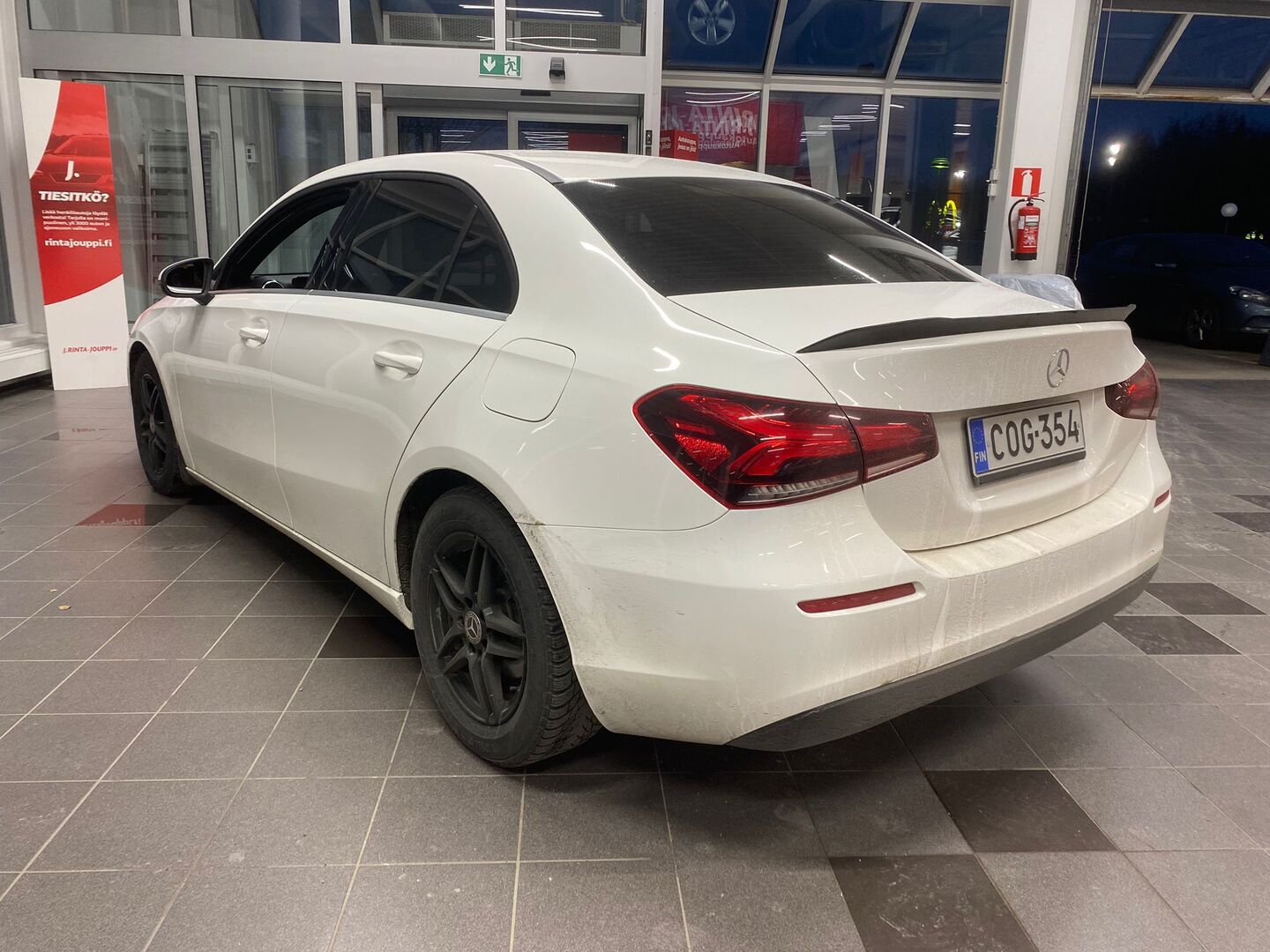 MERCEDES-BENZ A 2020