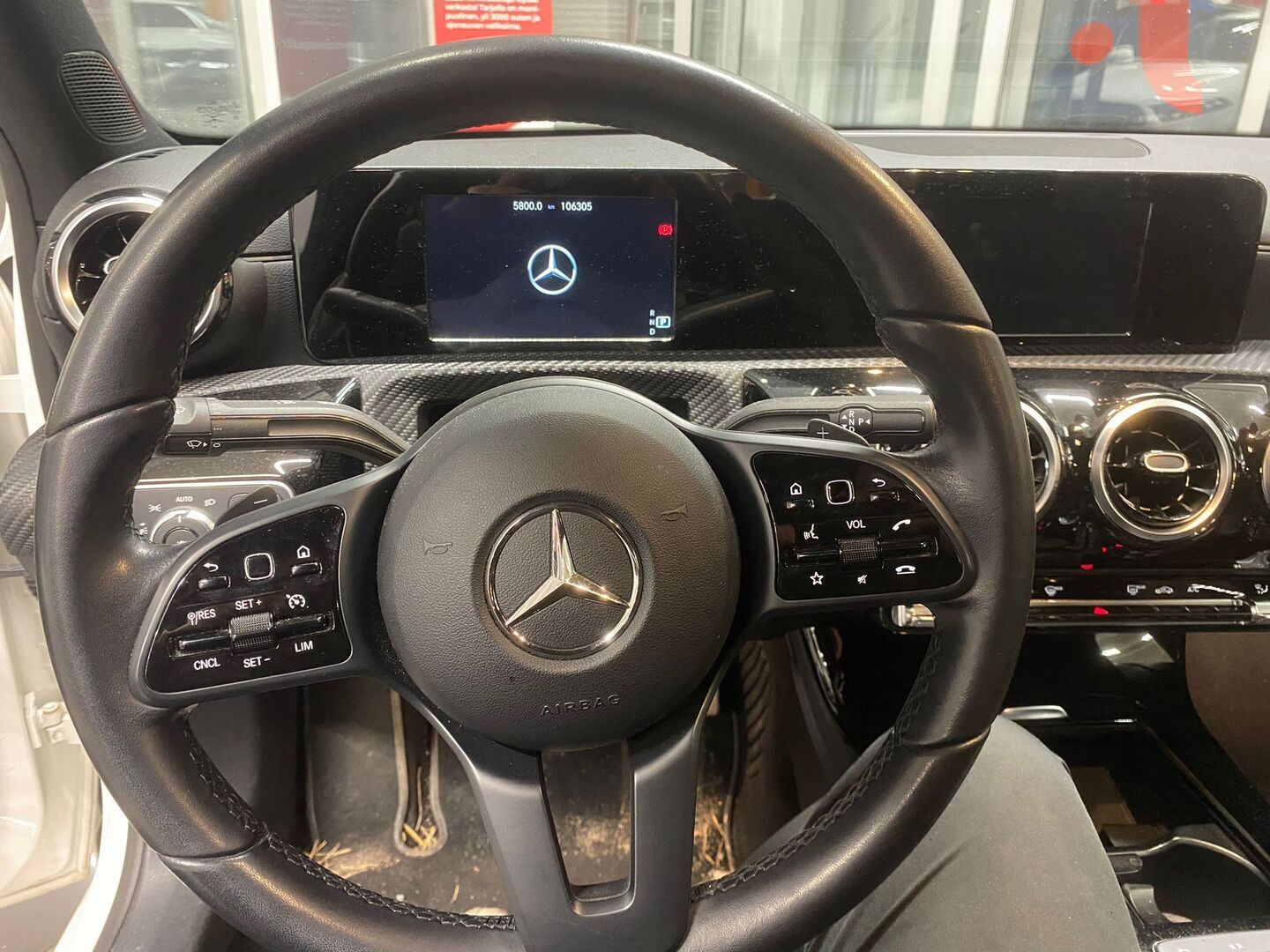 MERCEDES-BENZ A 2020
