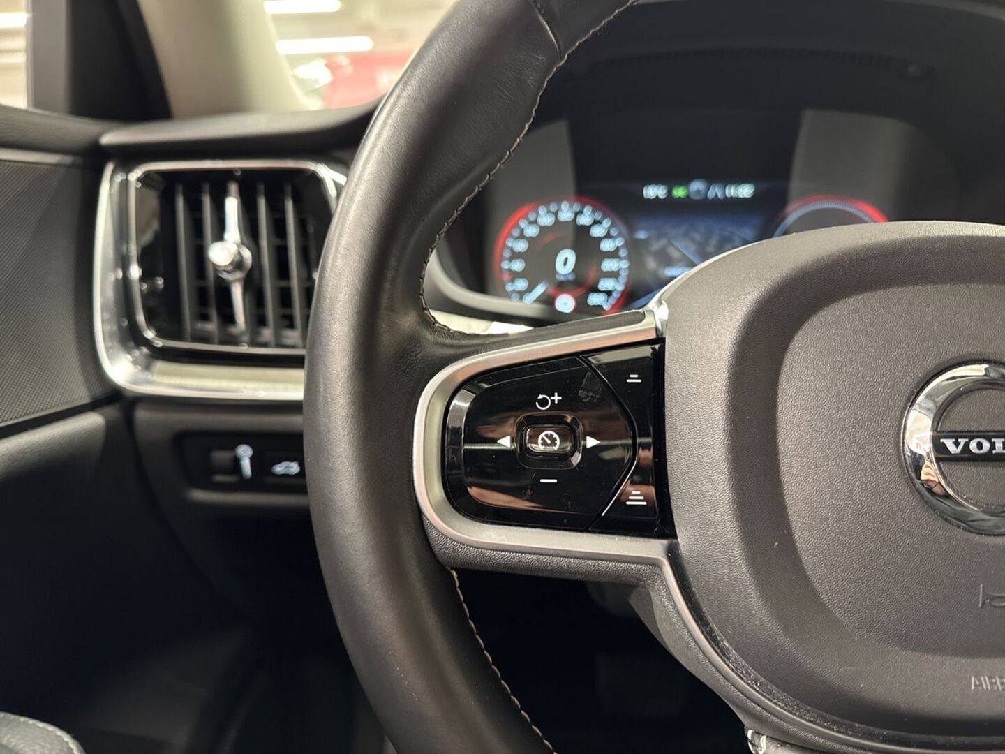 VOLVO S60 2020