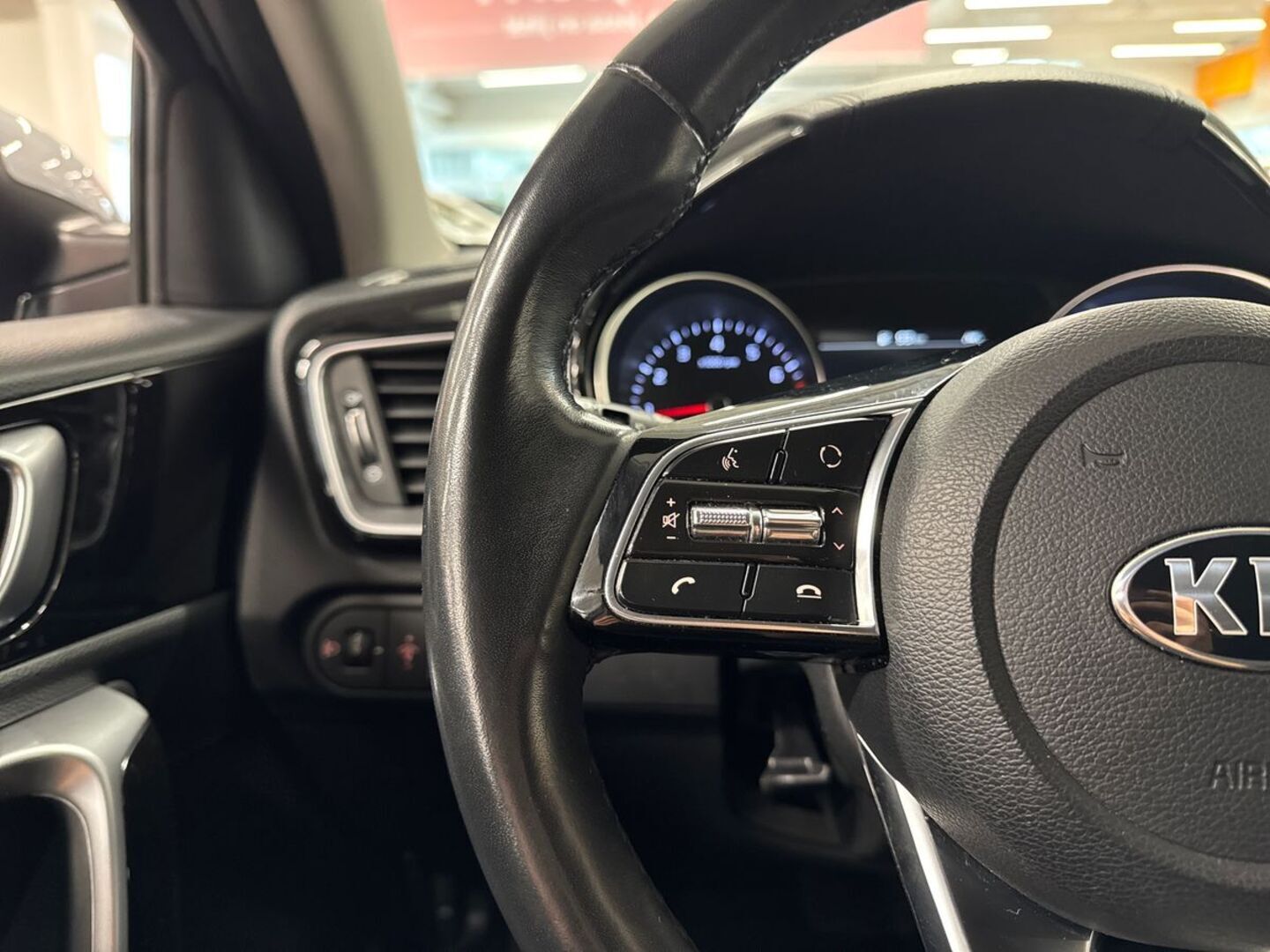 KIA XCeed 17