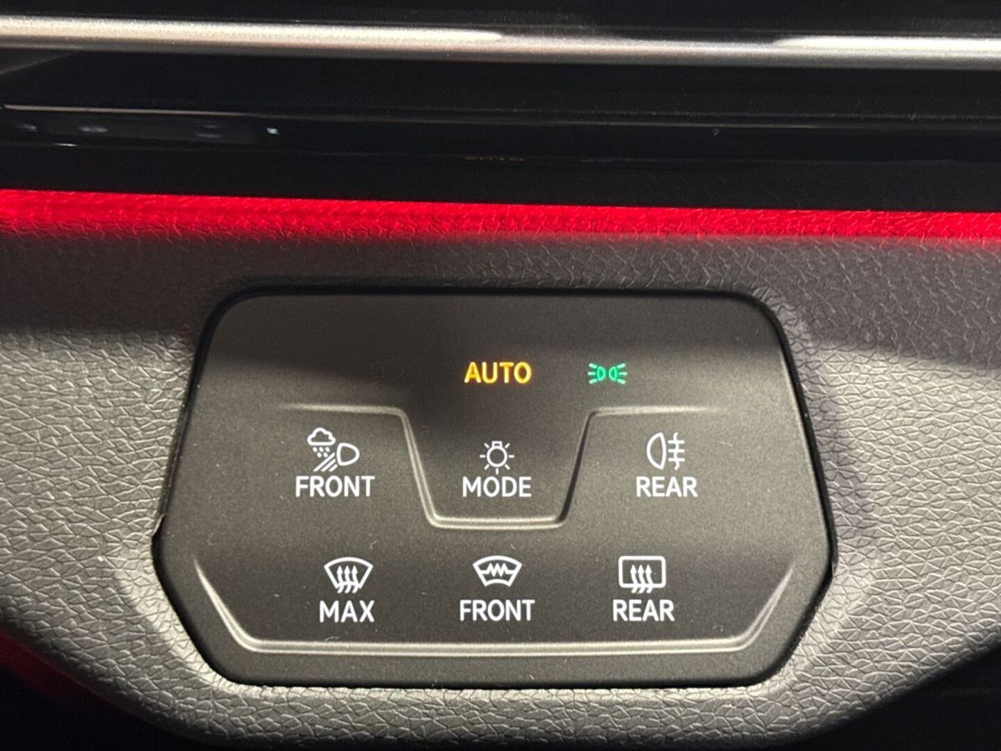 VOLKSWAGEN ID.4 21