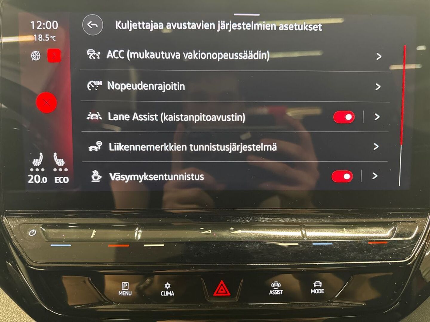 VOLKSWAGEN ID.4 25