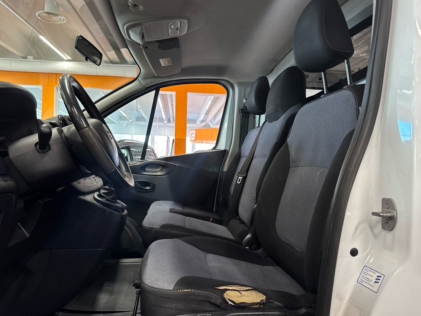 OPEL Vivaro 2016