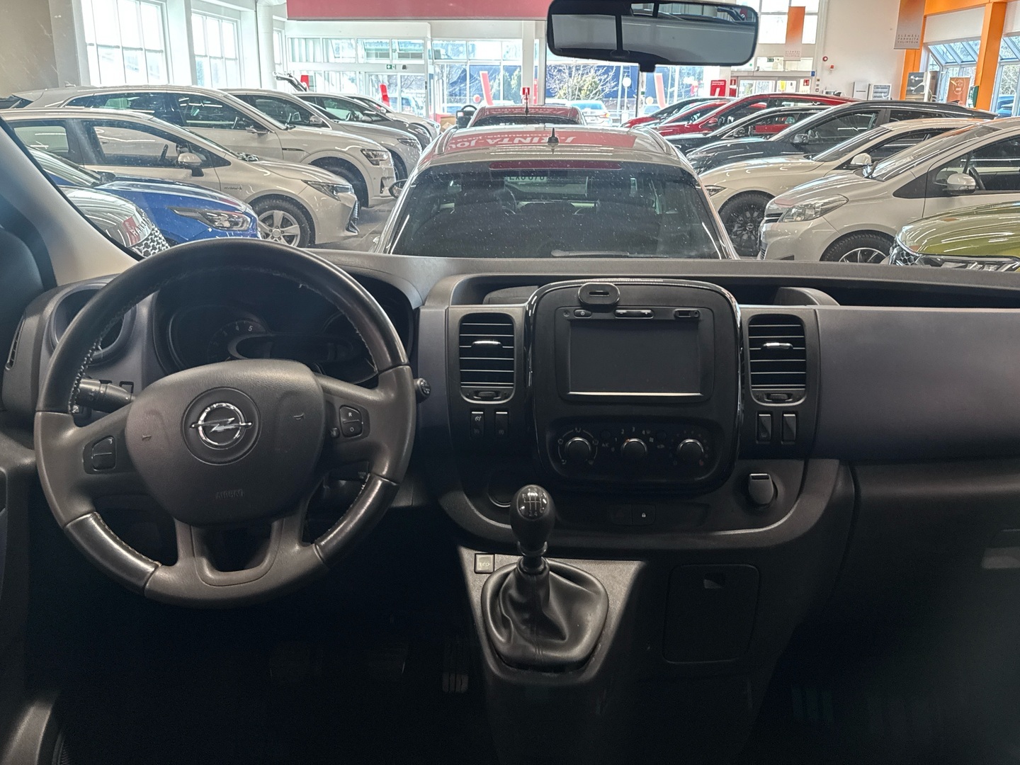 OPEL Vivaro 2016