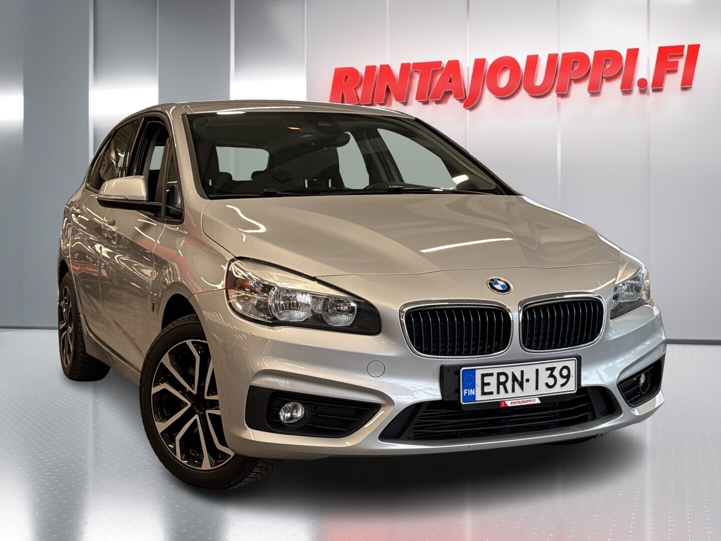 BMW 225 2018