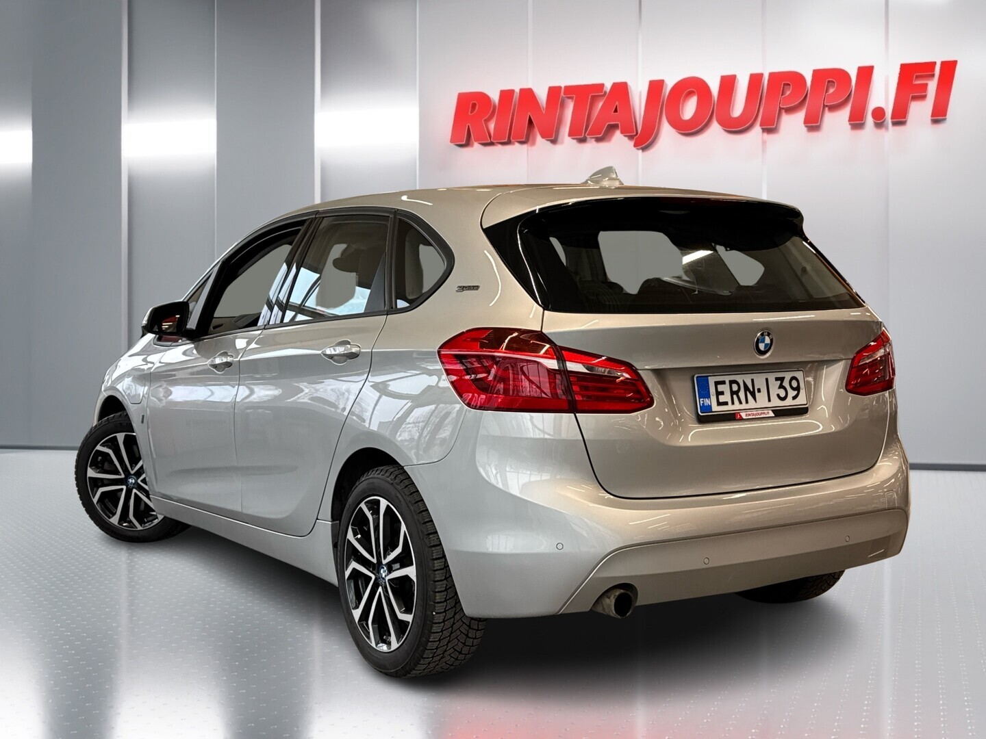 BMW 225 2018