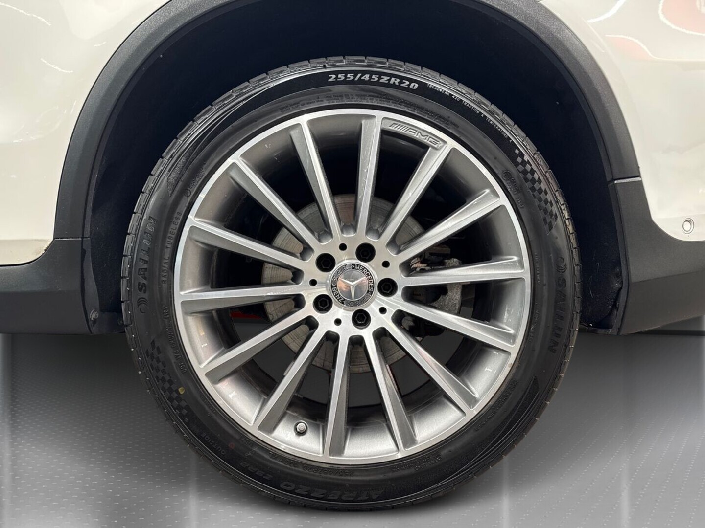 MERCEDES-BENZ GLC 13