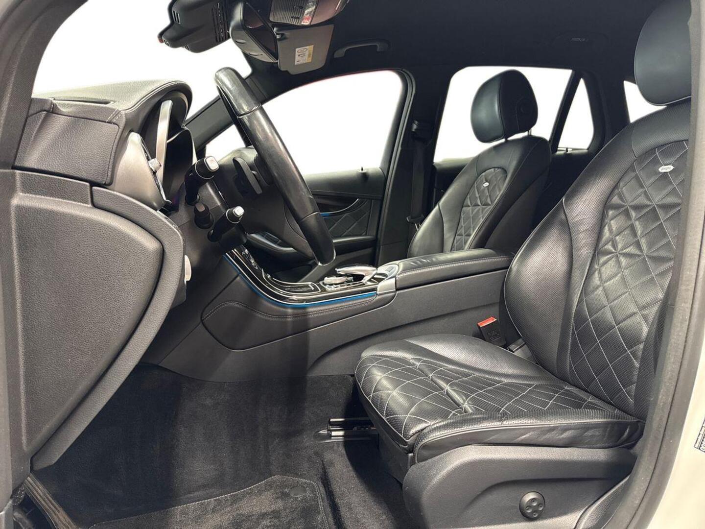 MERCEDES-BENZ GLC 9