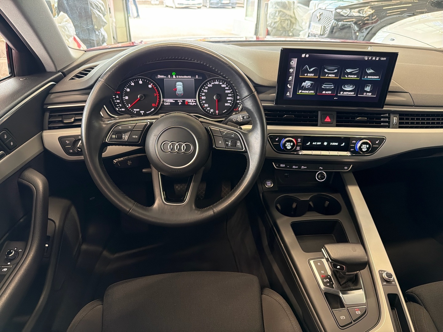 AUDI A4 2020