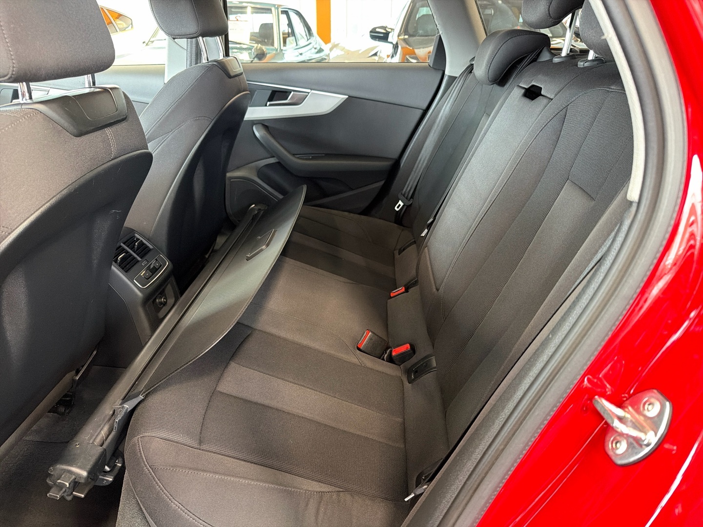 AUDI A4 2020