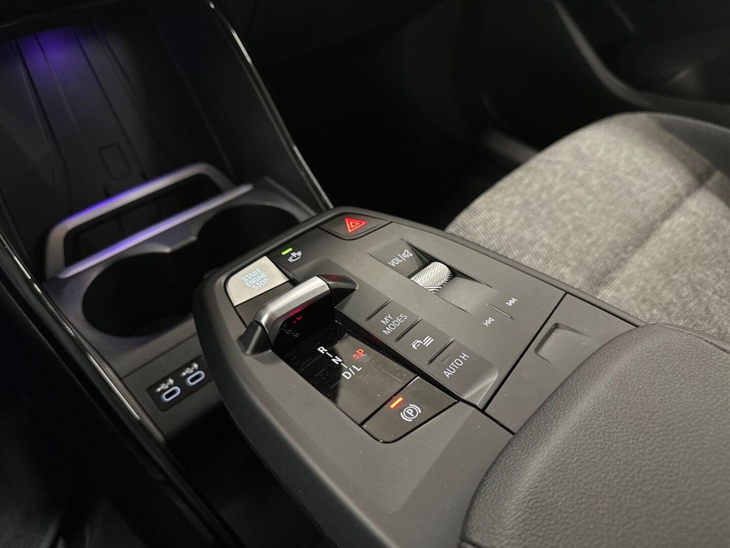 BMW 225 2023
