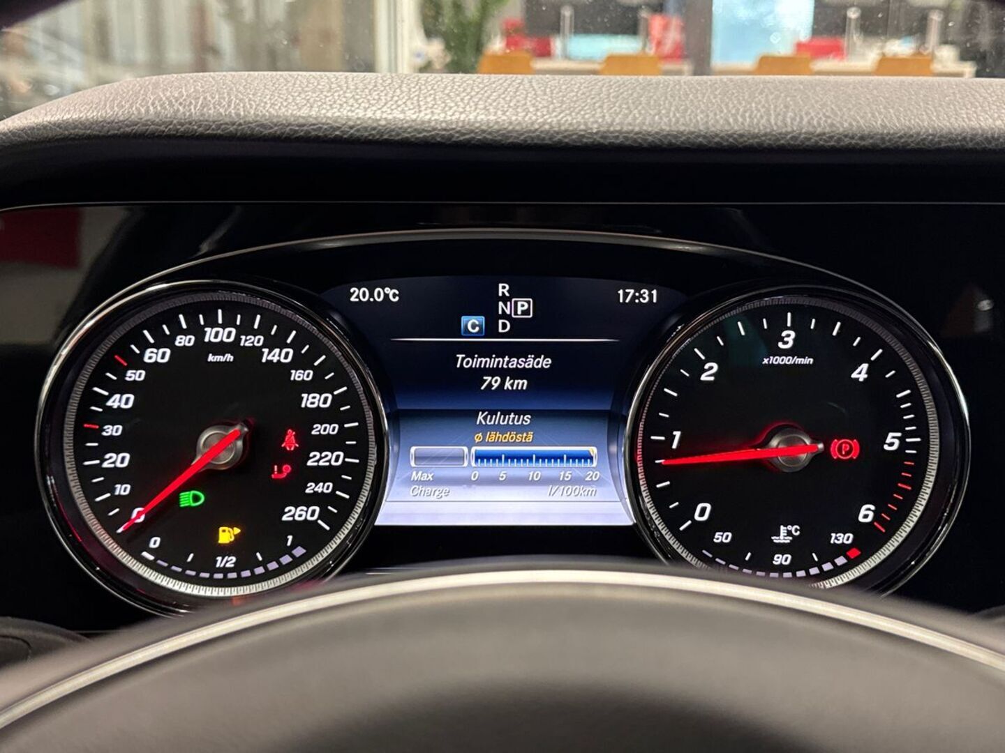 MERCEDES-BENZ E 2018