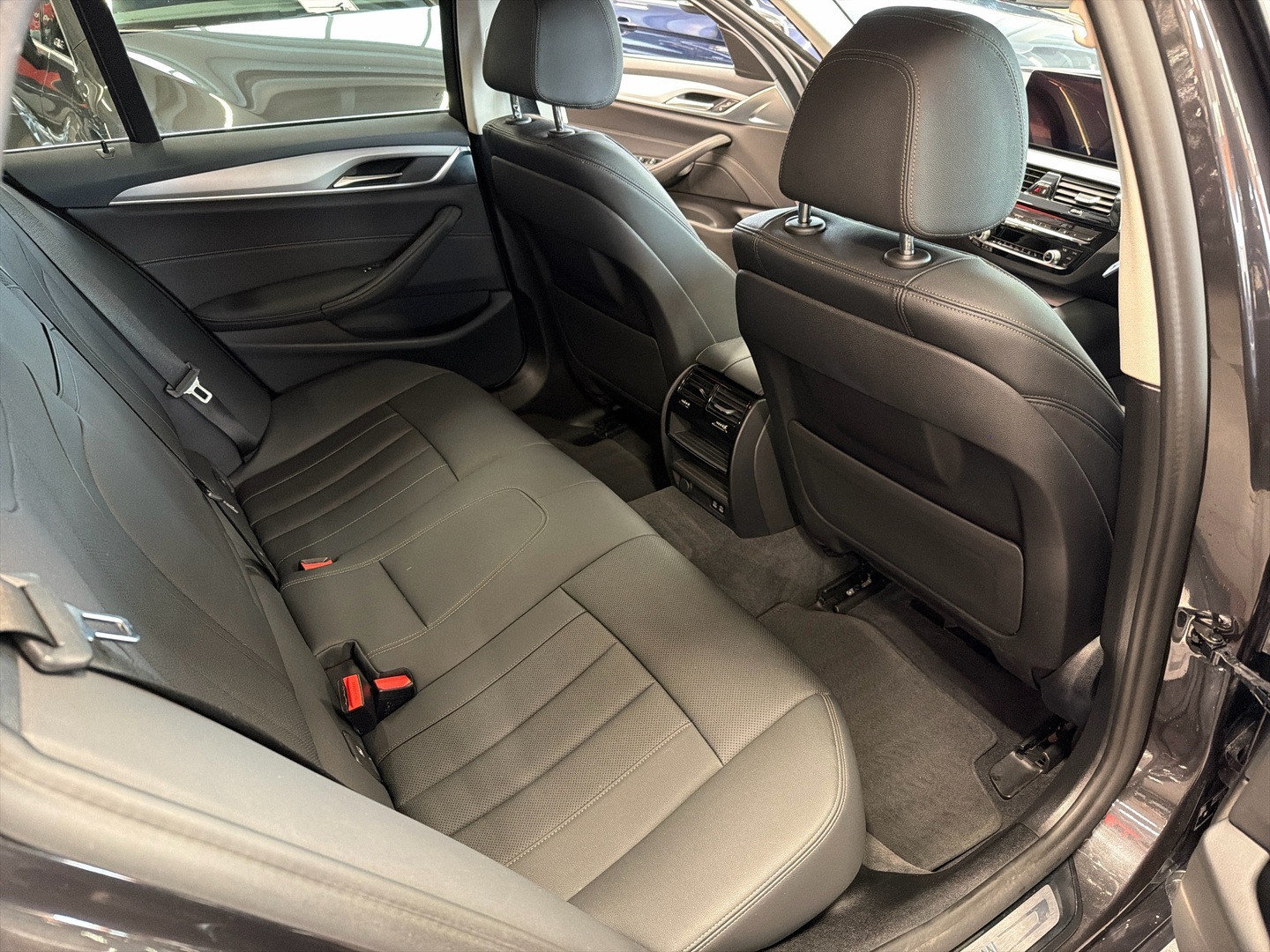 BMW 530 2021