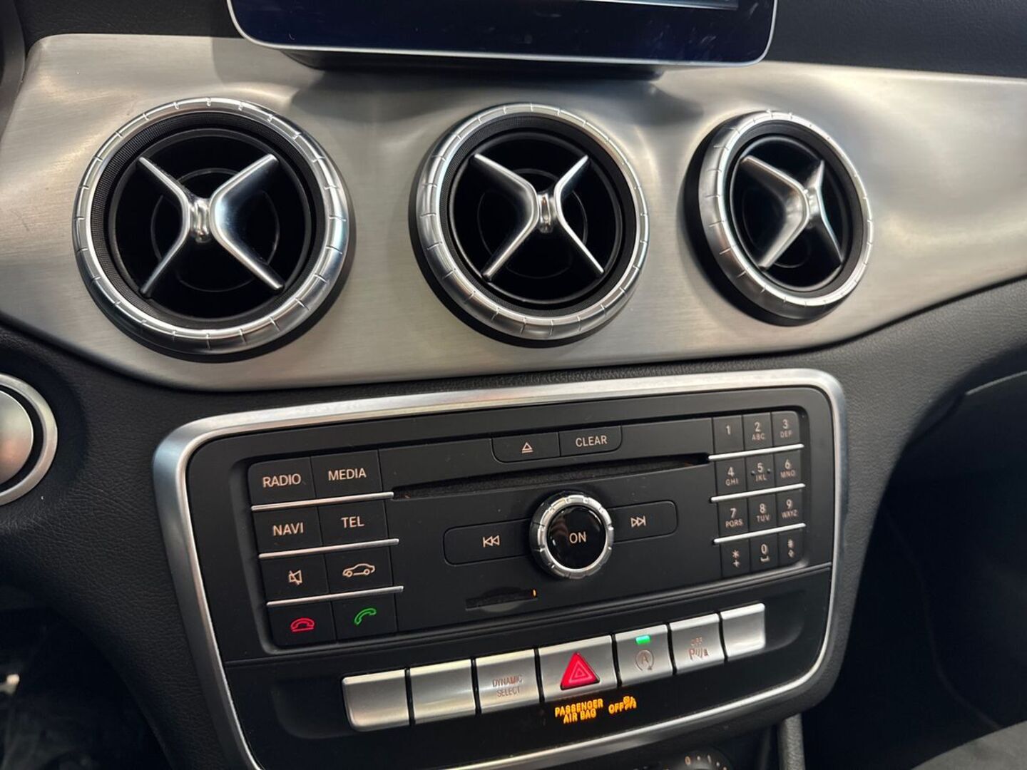 MERCEDES-BENZ CLA 2016