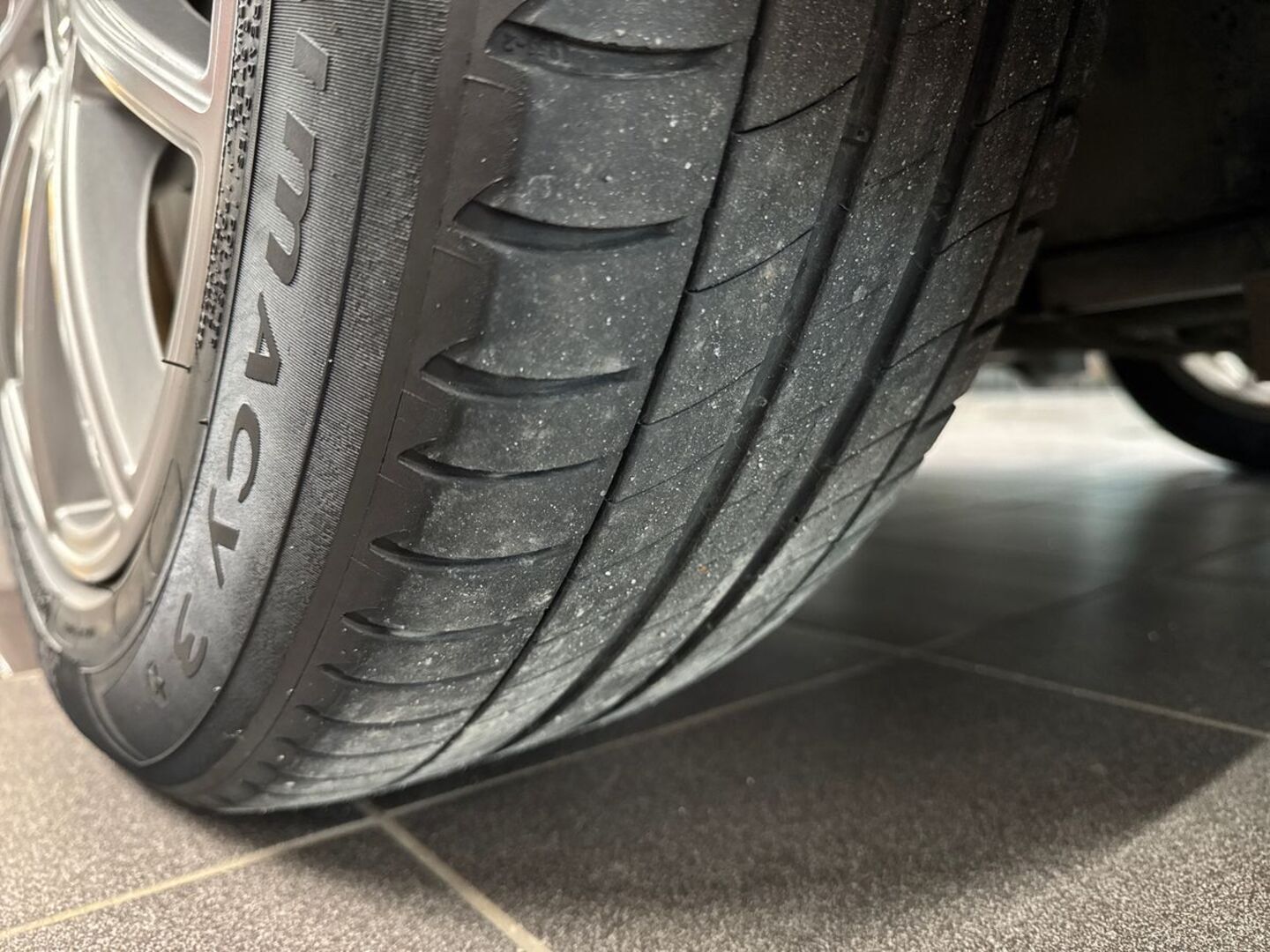 BMW 225 2019