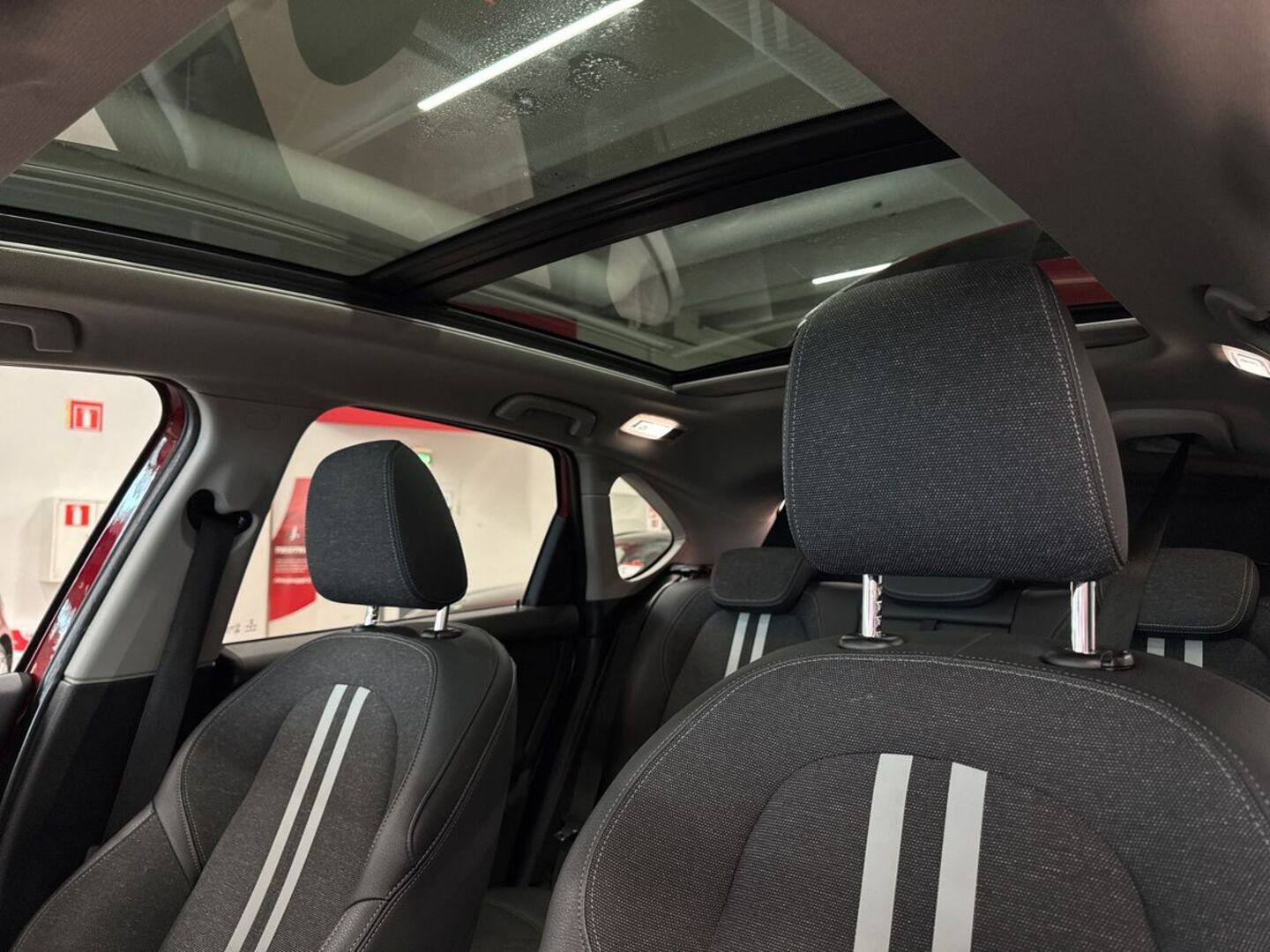 BMW 225 2019