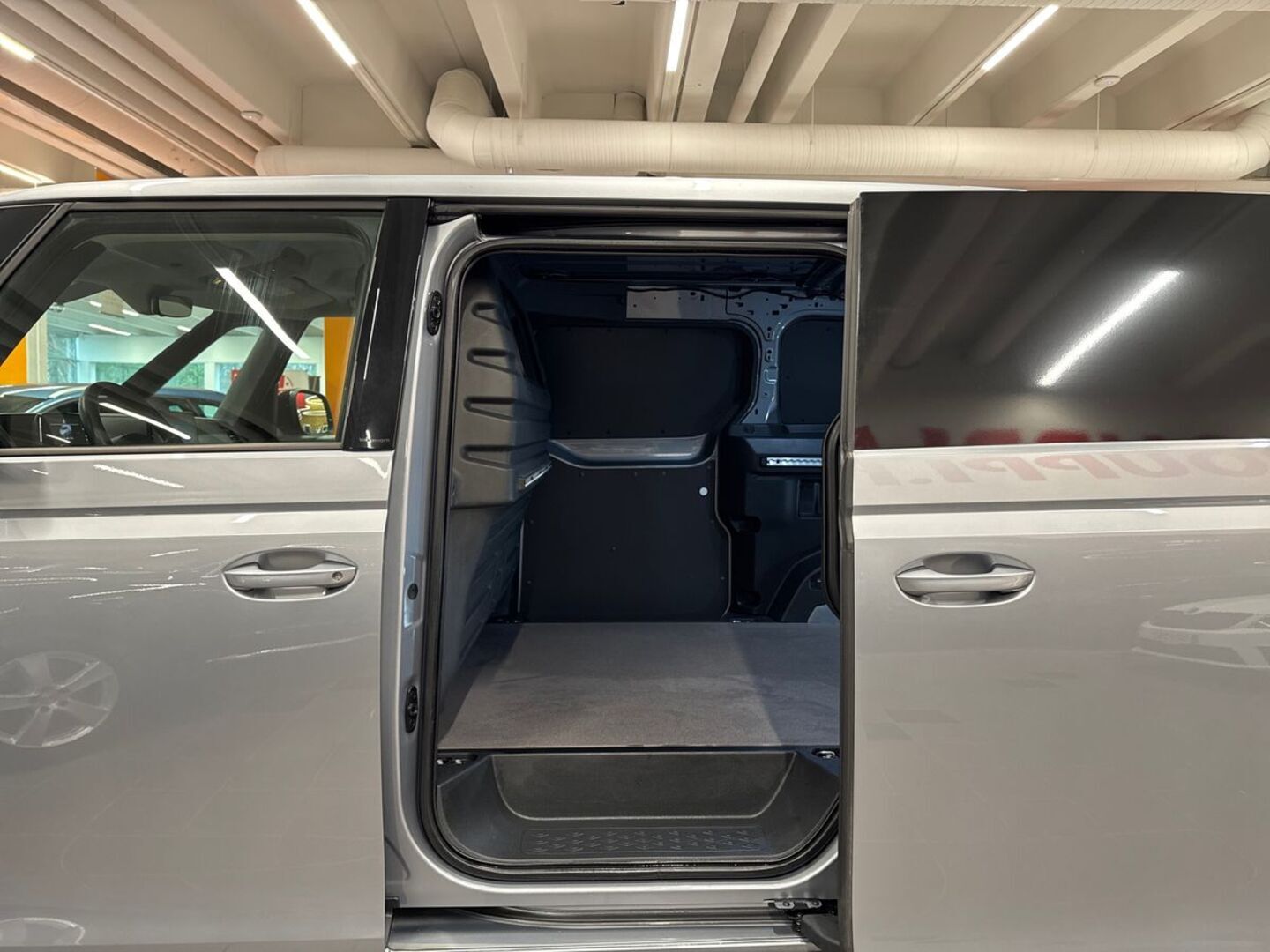 VOLKSWAGEN ID. Buzz Cargo 2023