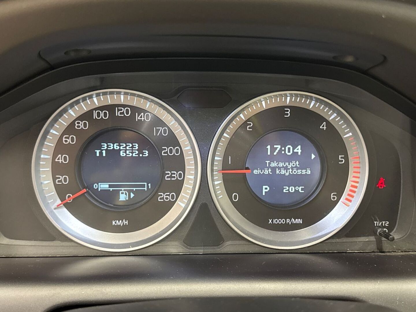 VOLVO XC60 24