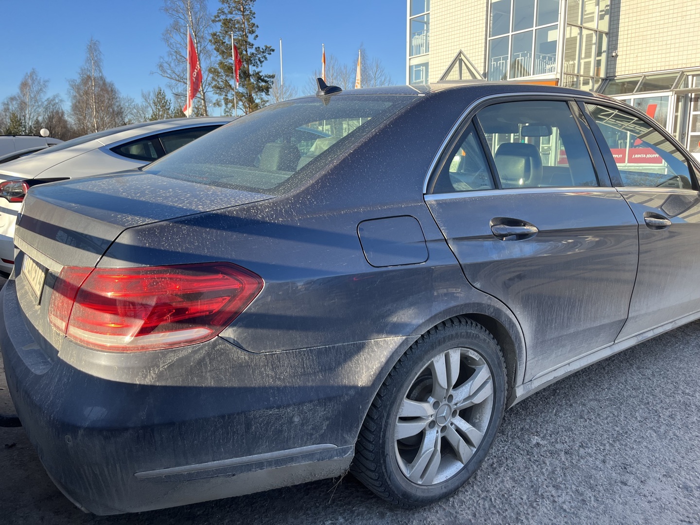 MERCEDES-BENZ E 2013