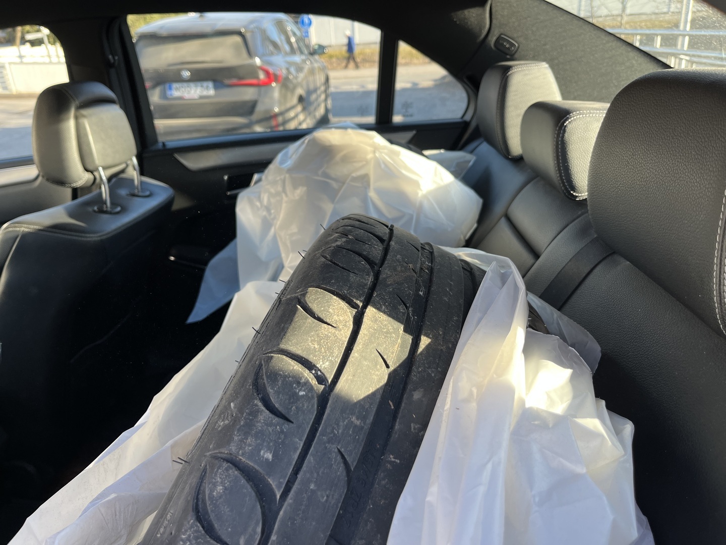 MERCEDES-BENZ E 2013