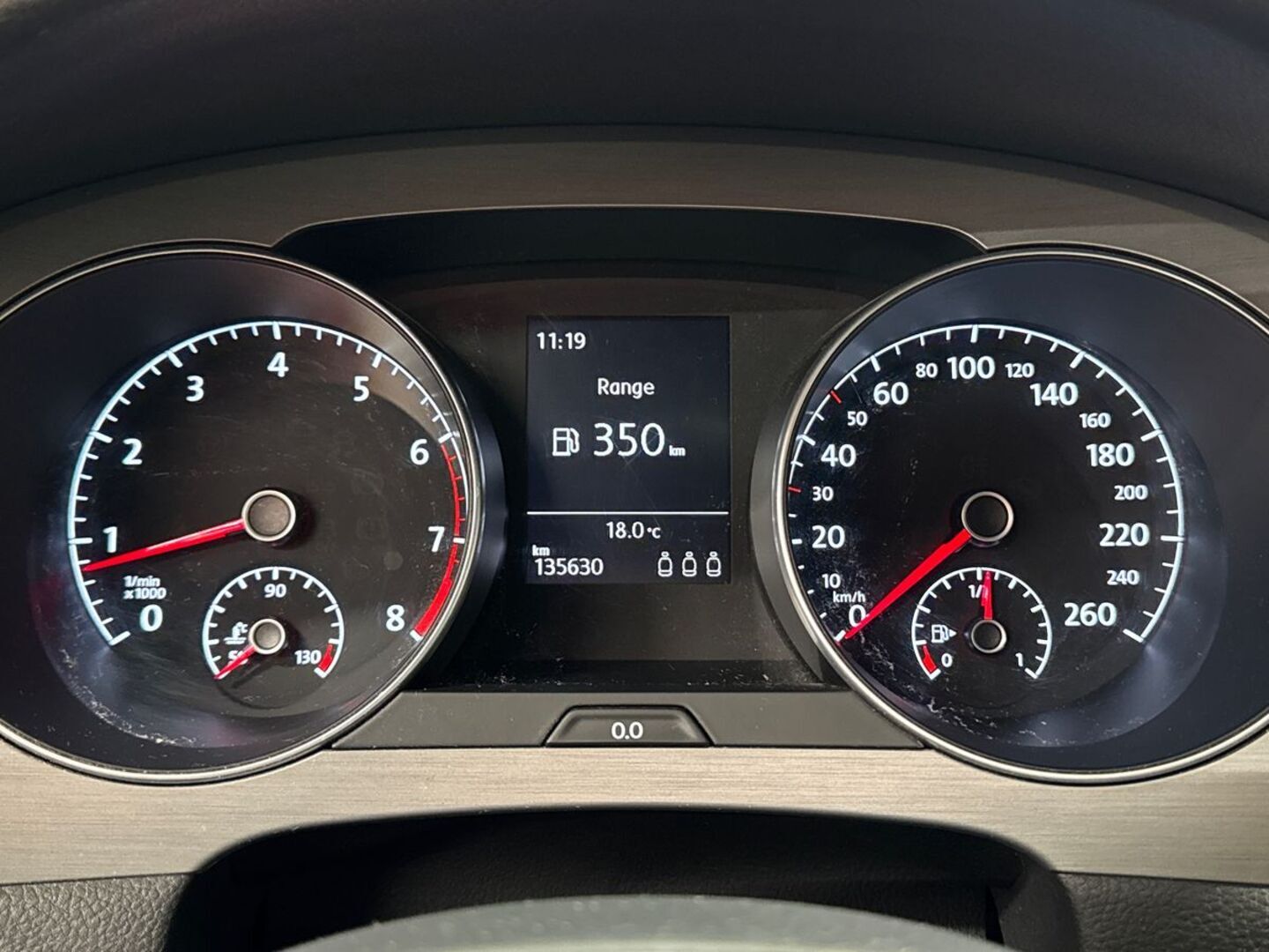 VOLKSWAGEN Golf Sportsvan 15