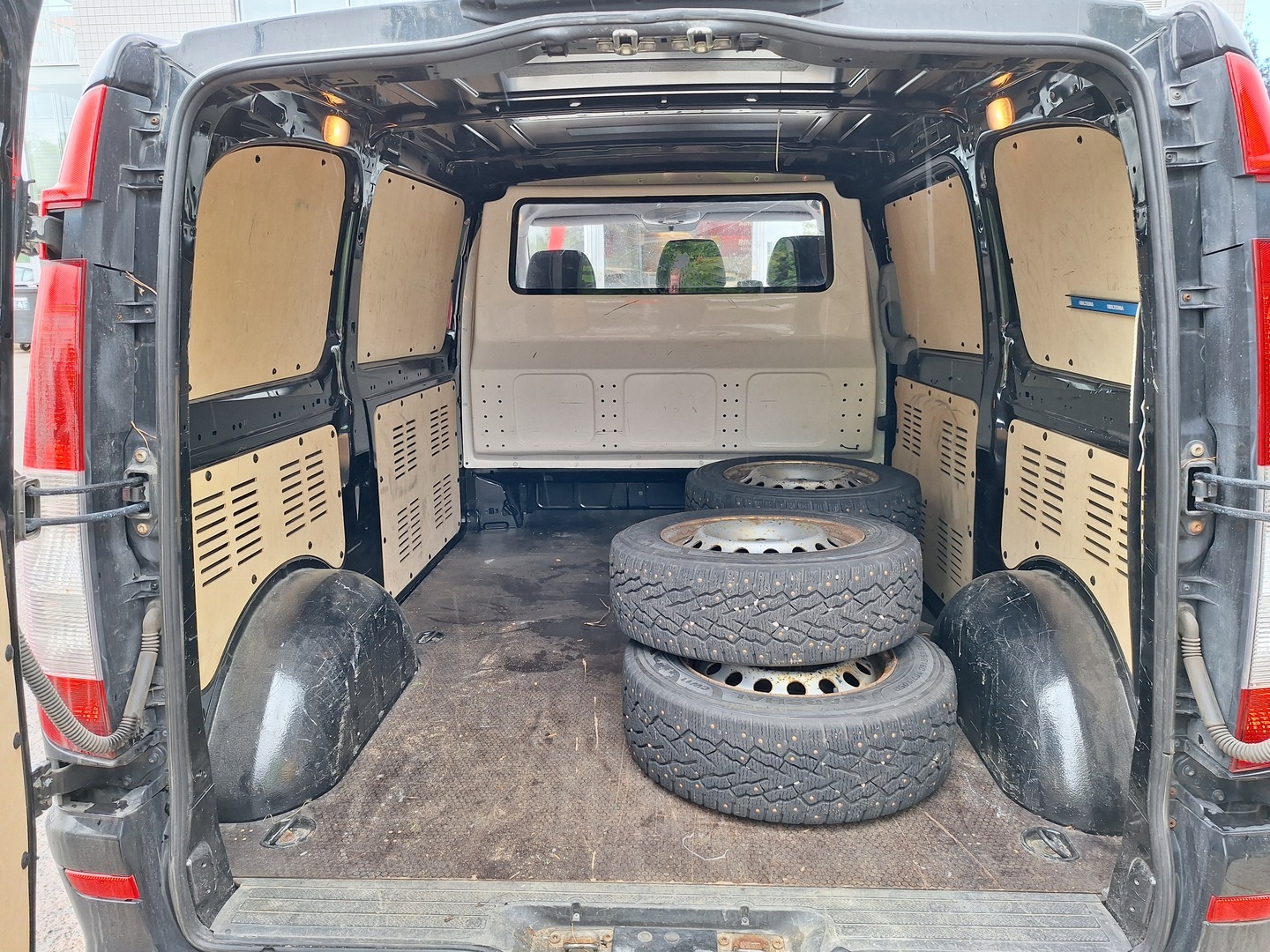MERCEDES-BENZ Vito 2011