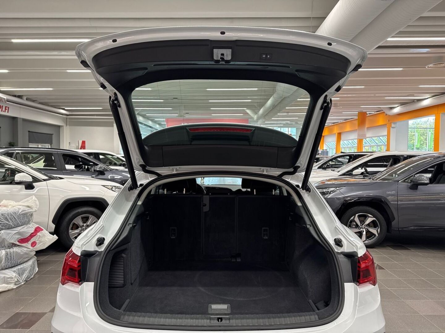 AUDI Q3 11