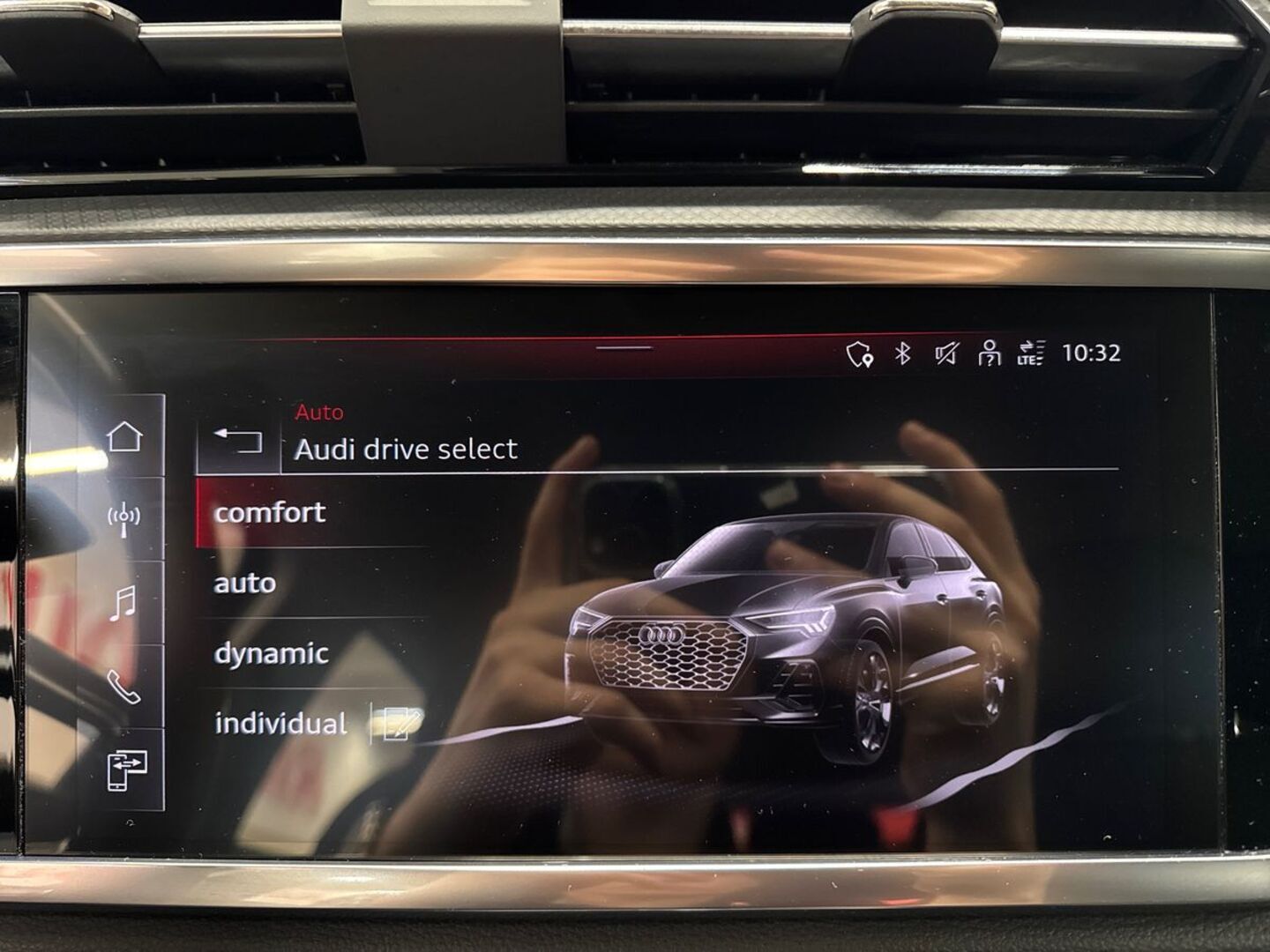 AUDI Q3 25