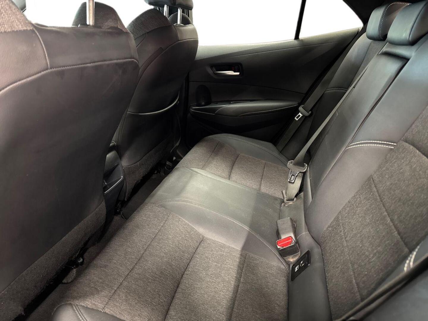 TOYOTA Corolla 2022