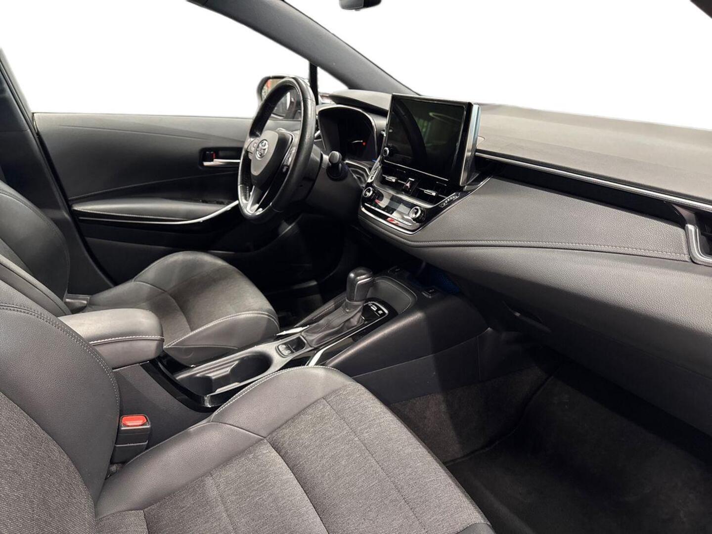 TOYOTA Corolla 2022