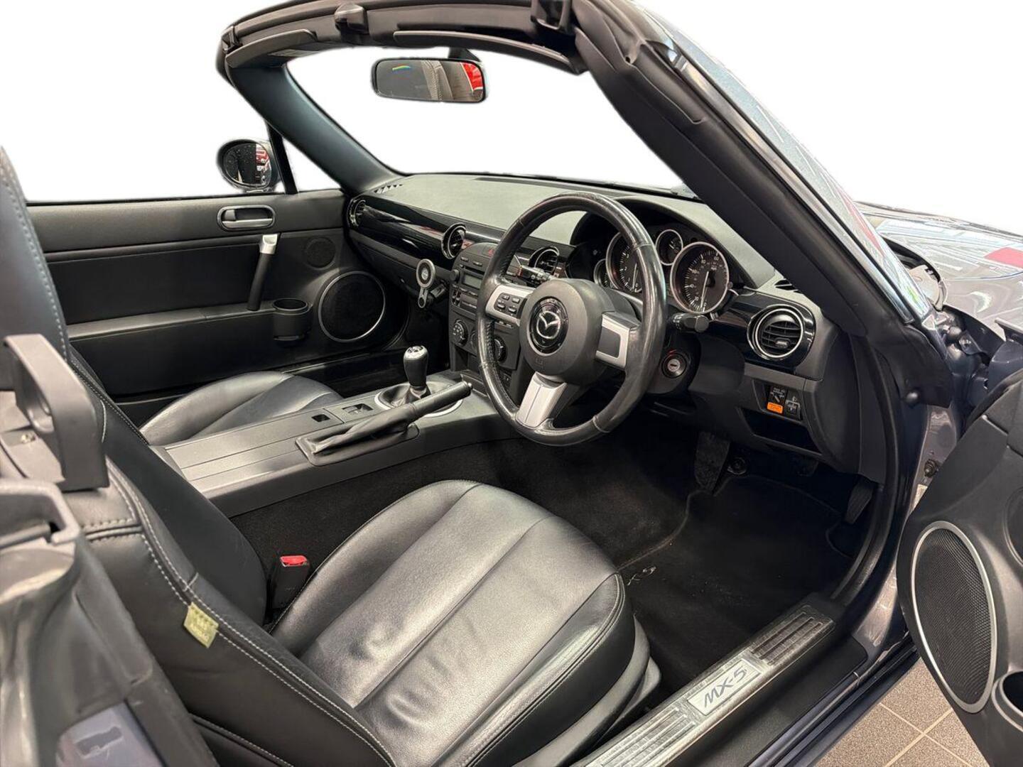 MAZDA MX-5 2006