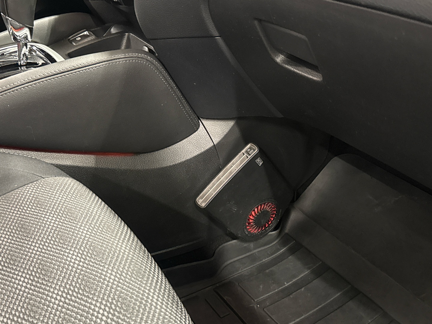 NISSAN Qashqai 2017