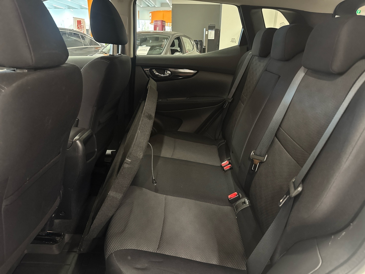 NISSAN Qashqai 2017