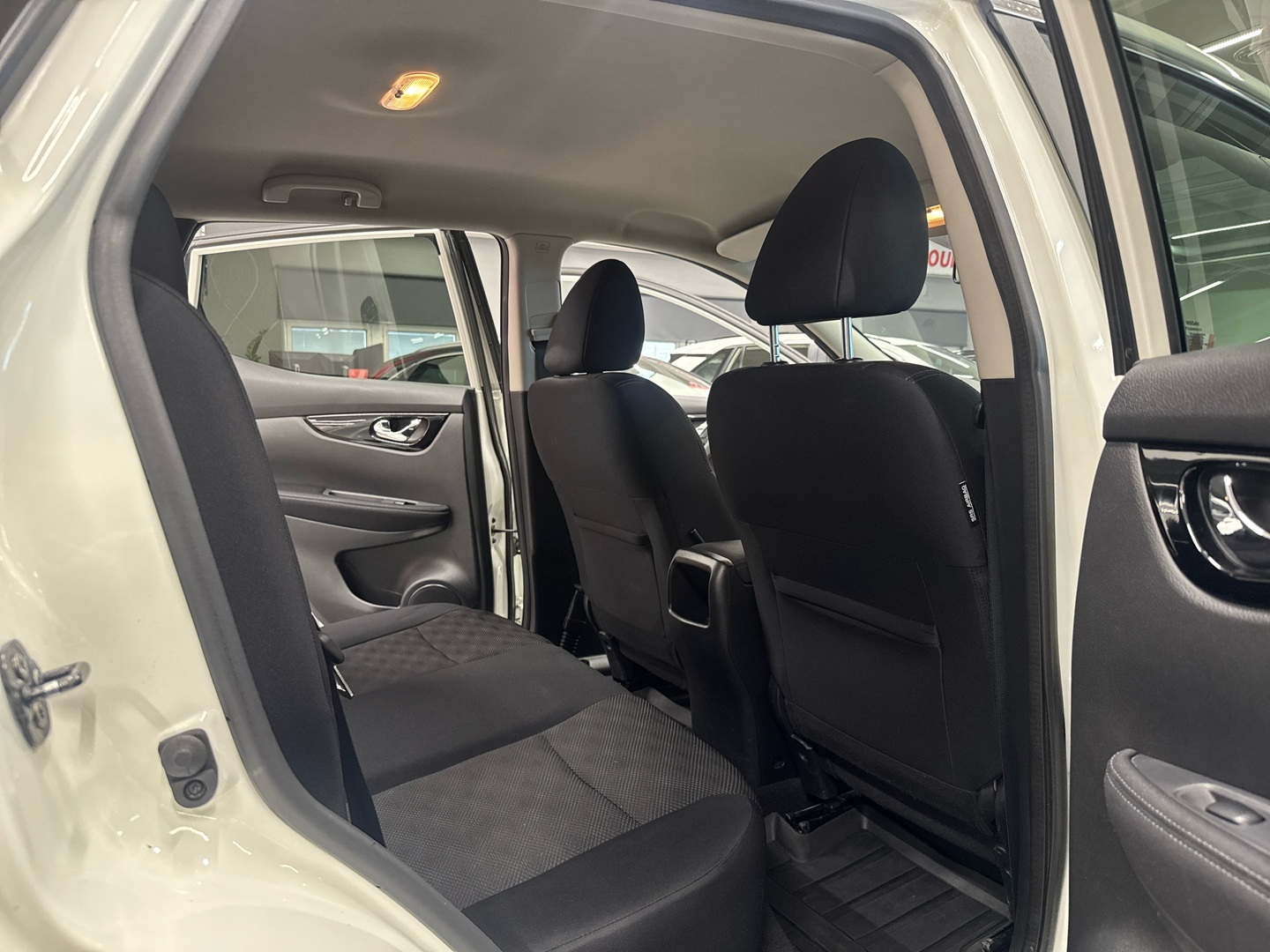 NISSAN Qashqai 2017