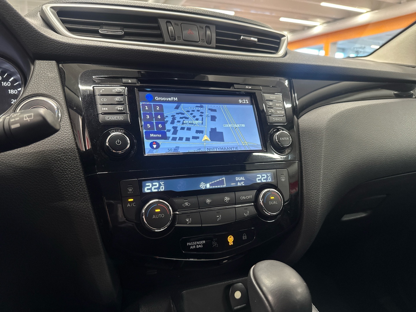 NISSAN Qashqai 2017