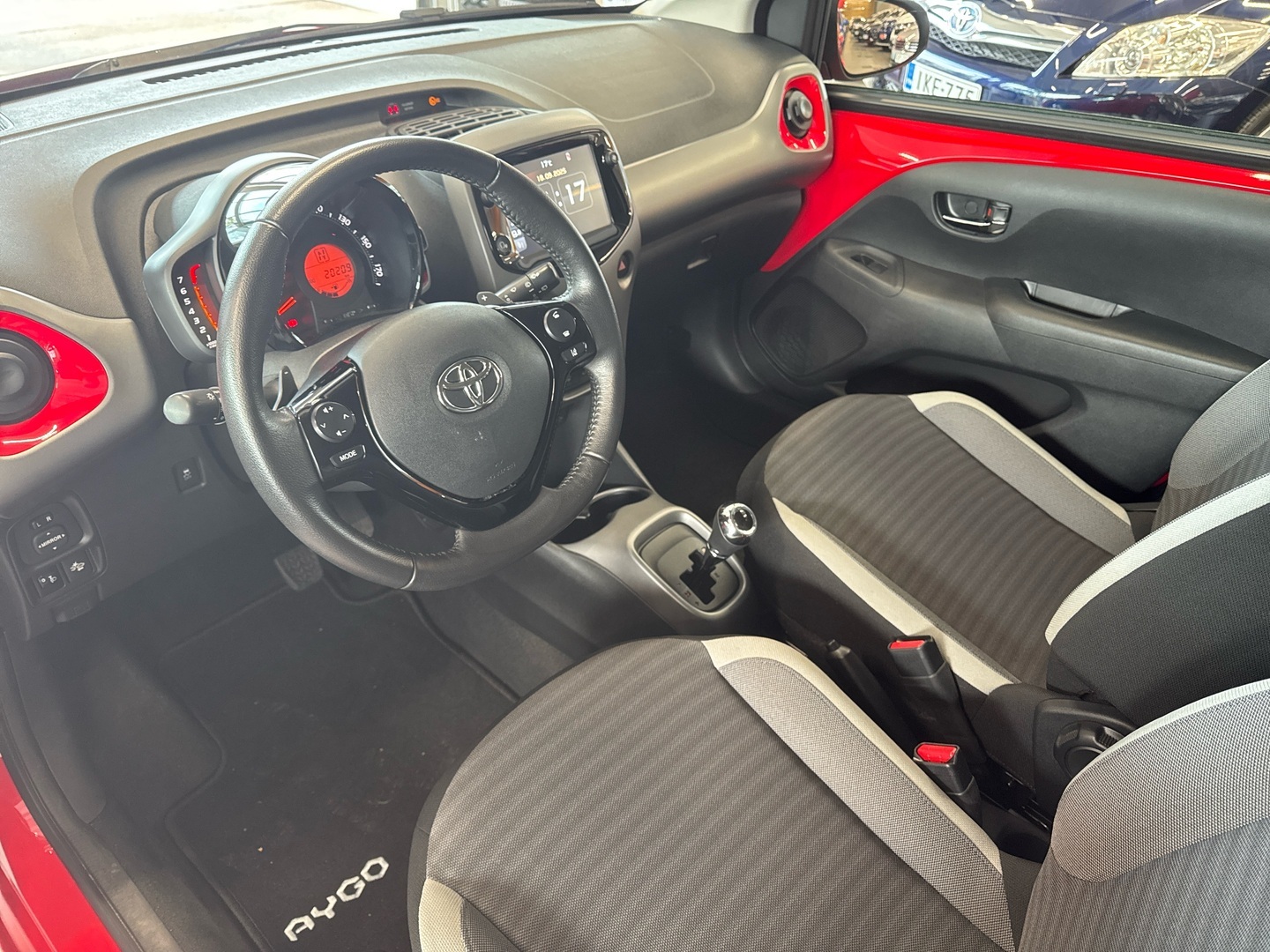 TOYOTA AYGO 2019
