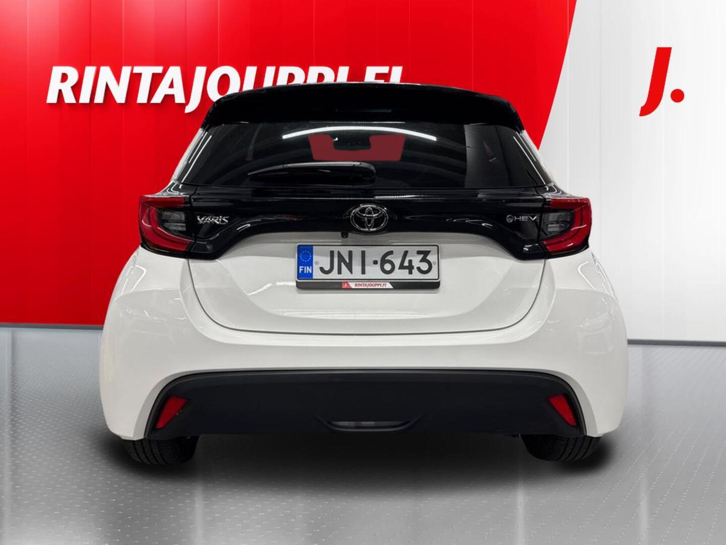 TOYOTA Yaris 5