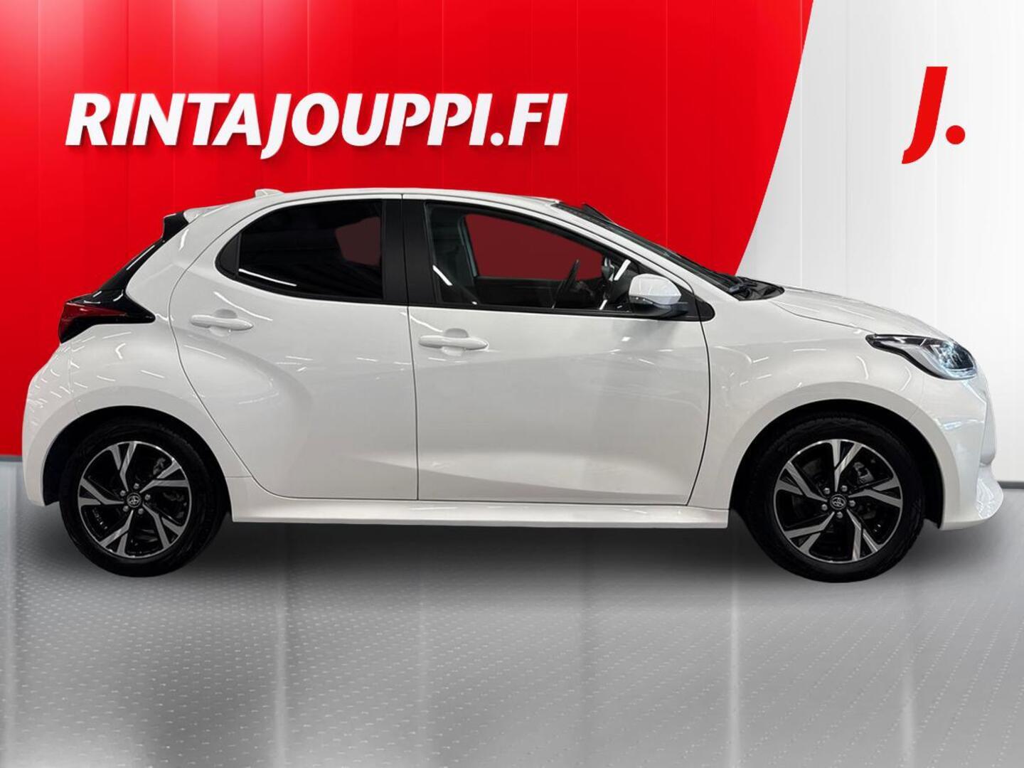 TOYOTA Yaris 6