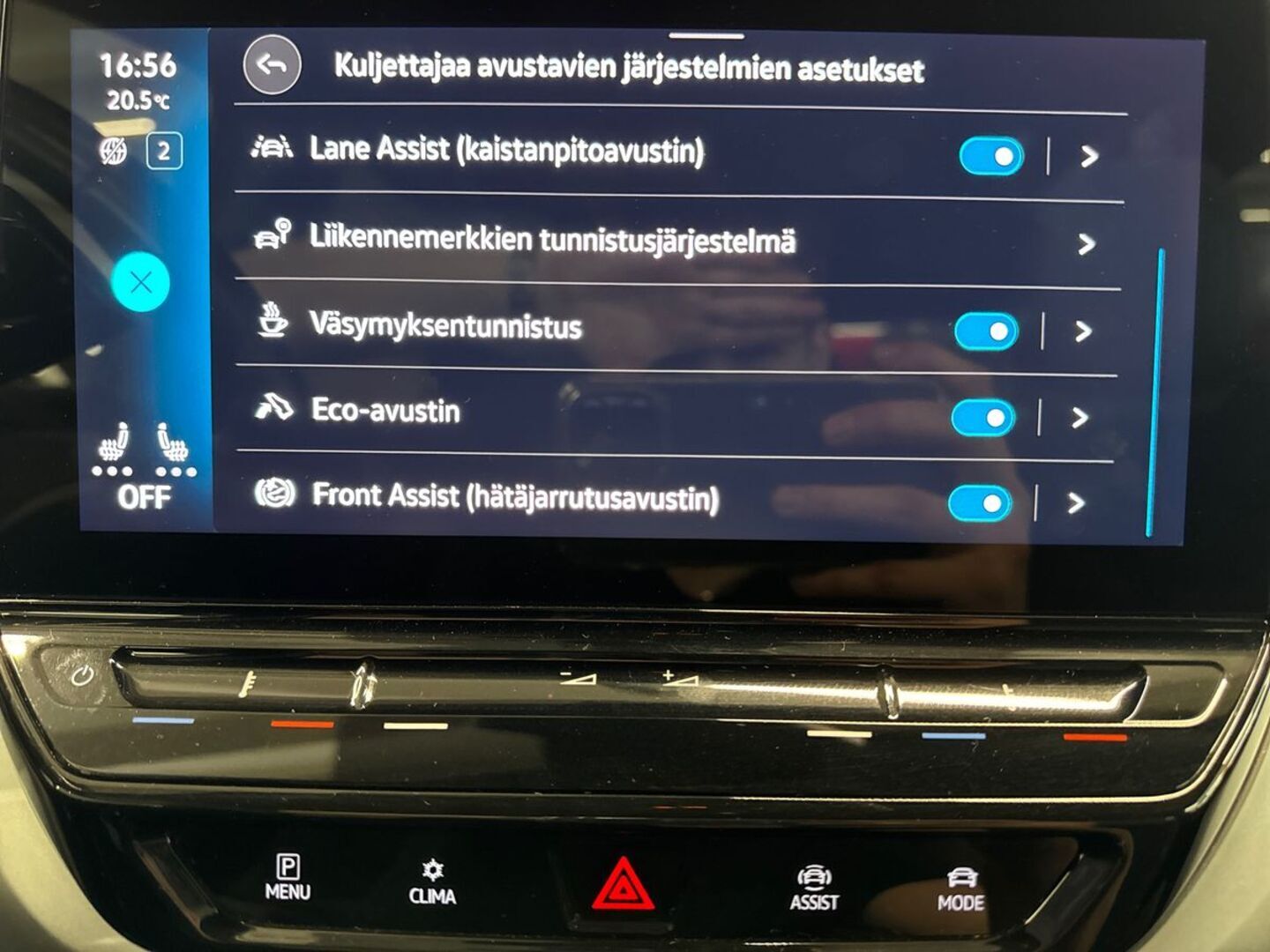 VOLKSWAGEN ID.4 25