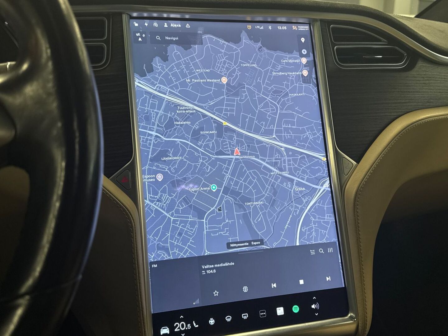 TESLA Model X 2016