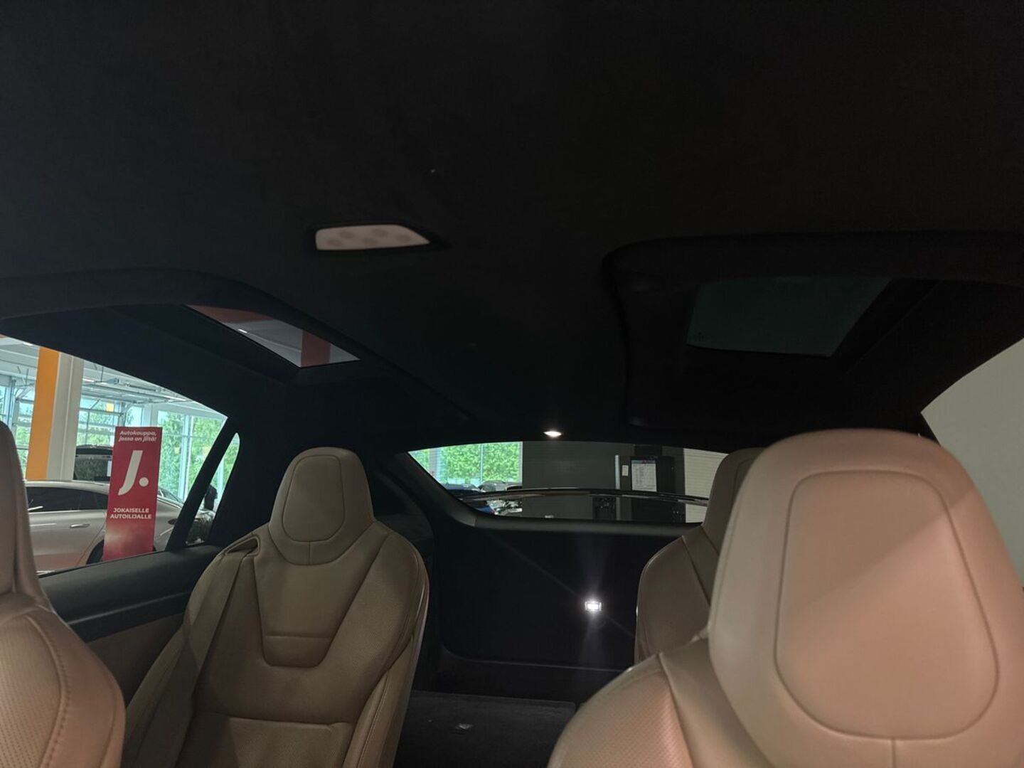 TESLA Model X 2016