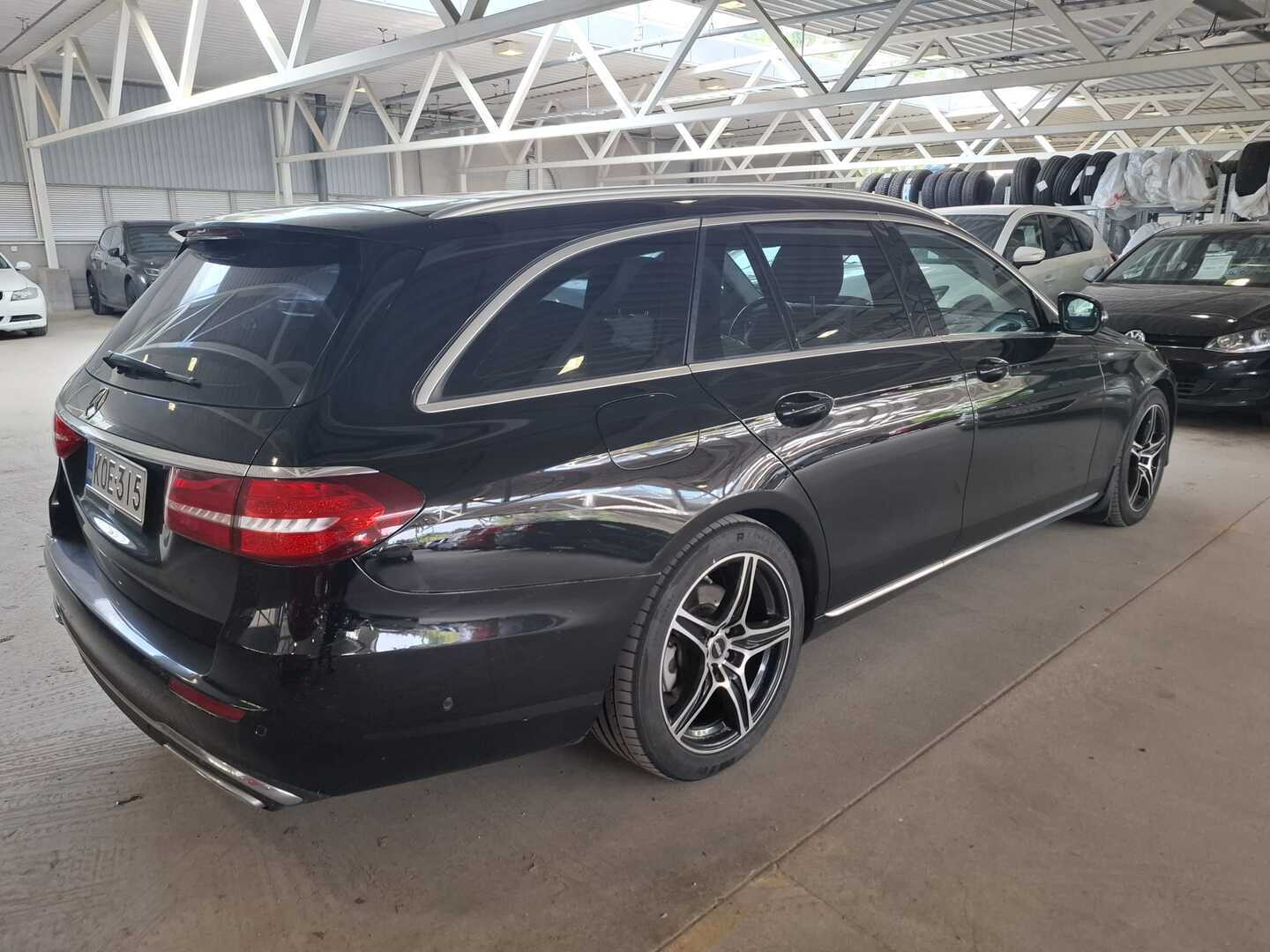 MERCEDES-BENZ E 2017