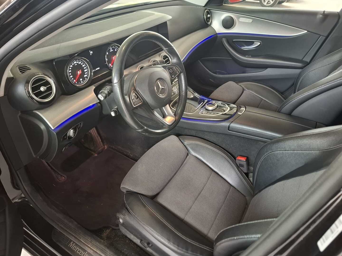 MERCEDES-BENZ E 2017