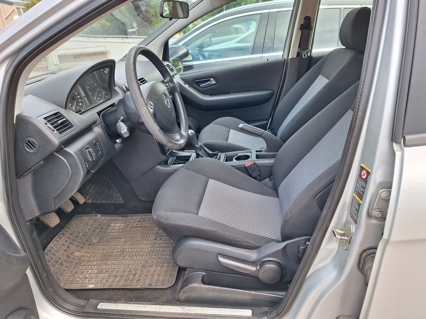 MERCEDES-BENZ A 2005