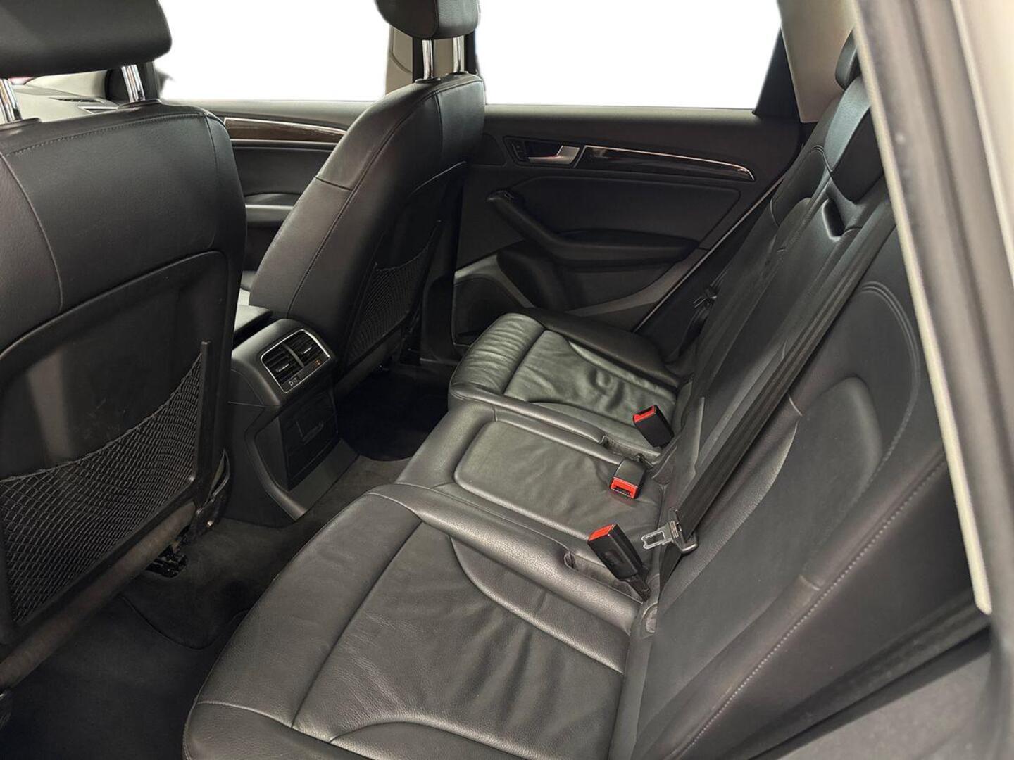 AUDI Q5 10