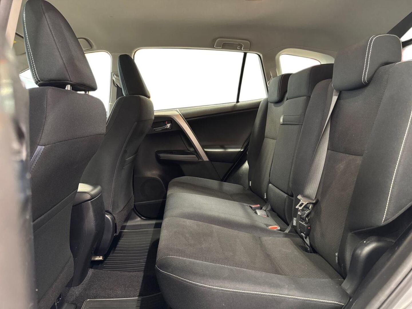 TOYOTA RAV4 10