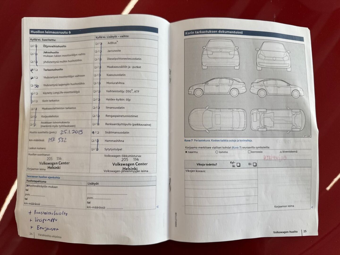 VOLKSWAGEN Touran 27