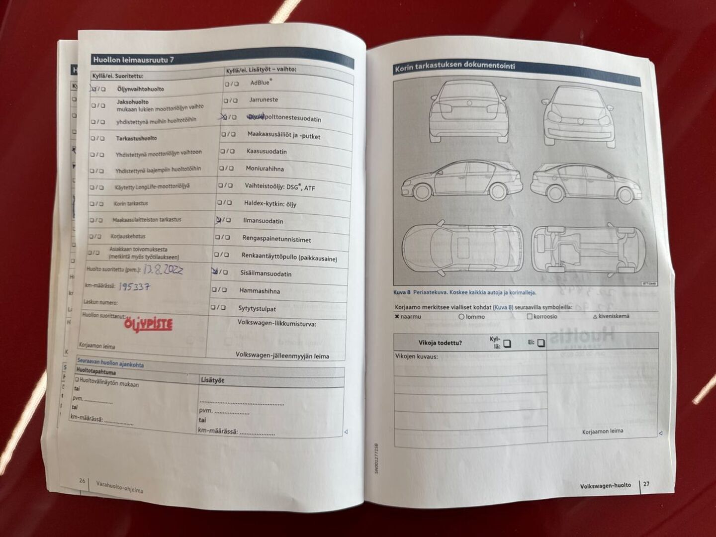 VOLKSWAGEN Touran 28